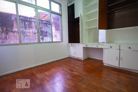 Apartamento para alugar com 120m², 3 quartos e 1 vaga Apartamento para alugar com 120m², 3 quartos e 1 vagaQuarto 1