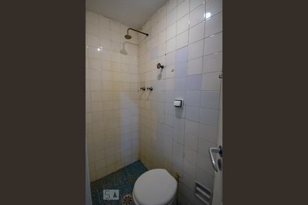 Apartamento para alugar com 120m², 3 quartos e 1 vaga Apartamento para alugar com 120m², 3 quartos e 1 vagaBanheiro de Serviço