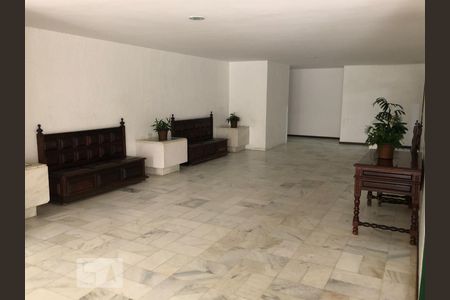 Apartamento para alugar com 120m², 3 quartos e 1 vaga Apartamento para alugar com 120m², 3 quartos e 1 vagaPortaria