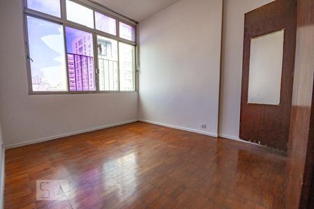 Apartamento para alugar com 120m², 3 quartos e 1 vaga Apartamento para alugar com 120m², 3 quartos e 1 vagaSuíte