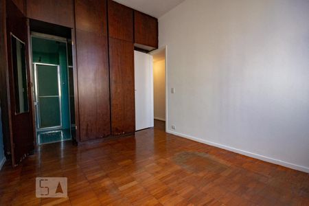 Apartamento para alugar com 120m², 3 quartos e 1 vaga Apartamento para alugar com 120m², 3 quartos e 1 vagaSuíte