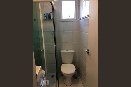 Banheiro  de apartamento para alugar com 2 quartos, 54m² em Vila Gumercindo, São Paulo