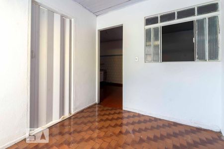 Casa para alugar com 80m², 2 quartos e sem vagaSala