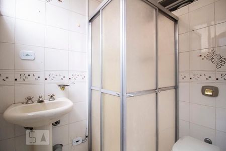 Banheiro Suite de apartamento para alugar com 3 quartos, 98m² em Lapa de Baixo, São Paulo