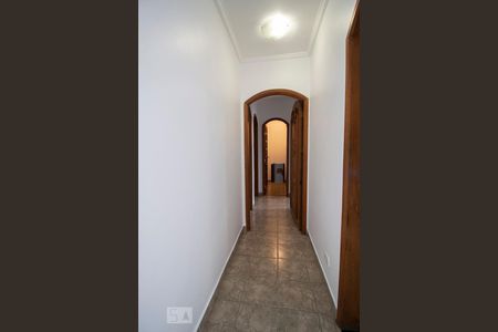 Corredor de apartamento para alugar com 3 quartos, 98m² em Lapa de Baixo, São Paulo