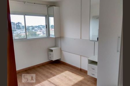 Quarto 2 de apartamento para alugar com 2 quartos, 58m² em Capão Raso, Curitiba