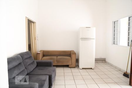 Sala de casa para alugar com 4 quartos, 500m² em Mirandópolis, São Paulo
