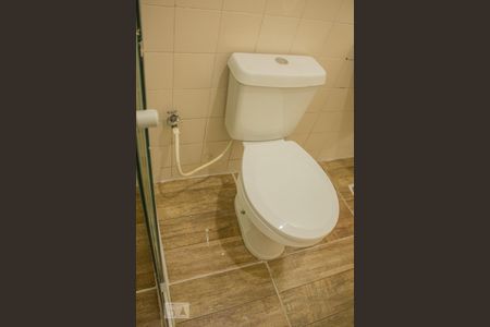 Apartamento à venda com 68m², 2 quartos e sem vaga Apartamento à venda com 68m², 2 quartos e sem vagaBanheiro Social