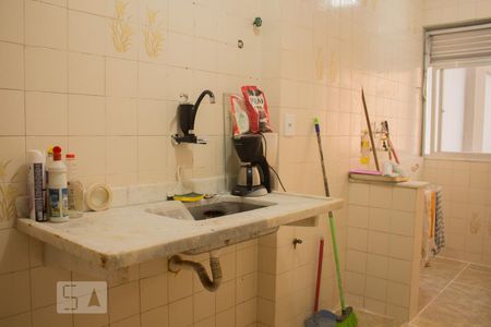 Apartamento à venda com 68m², 2 quartos e sem vaga Apartamento à venda com 68m², 2 quartos e sem vagaCozinha