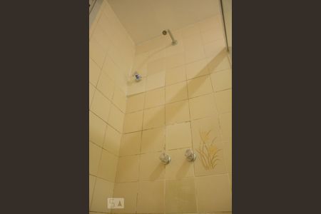 Apartamento à venda com 68m², 2 quartos e sem vaga Apartamento à venda com 68m², 2 quartos e sem vagaBanheiro Social