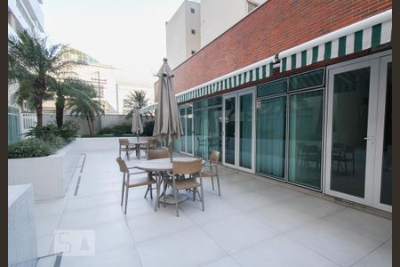 Apartamento para alugar com 92m², 2 quartos e 2 vagas Apartamento para alugar com 92m², 2 quartos e 2 vagasÁrea comum - Salão de festas
