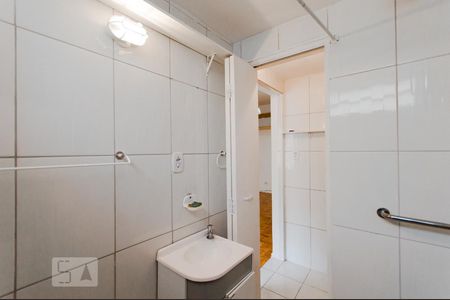 Banheiro de kitnet/studio à venda com 1 quarto, 26m² em Bela Vista, São Paulo