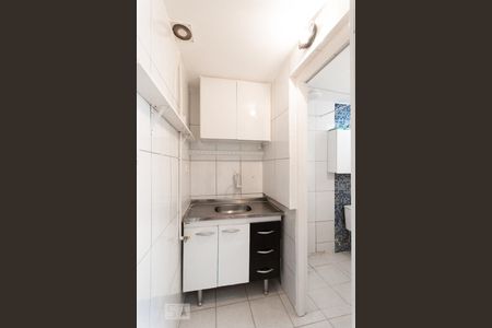 Cozinha de kitnet/studio à venda com 1 quarto, 26m² em Bela Vista, São Paulo