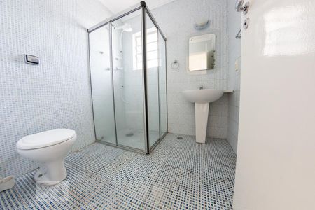Casa à venda com 350m², 4 quartos e 3 vagasBanheiro 1
