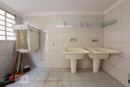 Casa à venda com 350m², 4 quartos e 3 vagasÁrea de Serviço