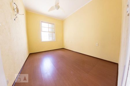 Casa à venda com 350m², 4 quartos e 3 vagasQuarto 3