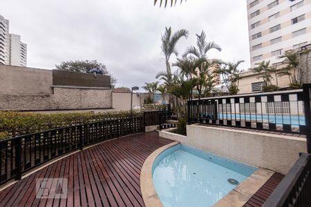 Apartamento para alugar com 68m², 2 quartos e 1 vaga Apartamento para alugar com 68m², 2 quartos e 1 vagaÁrea comum - Piscina