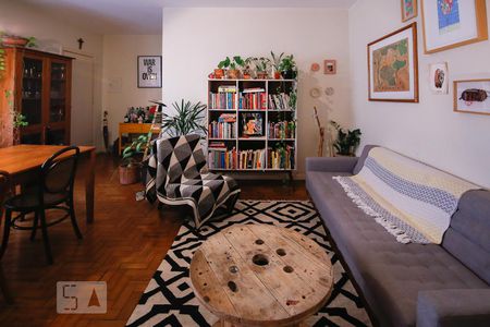 Apartamento à venda com 90m², 2 quartos e sem vagaSala