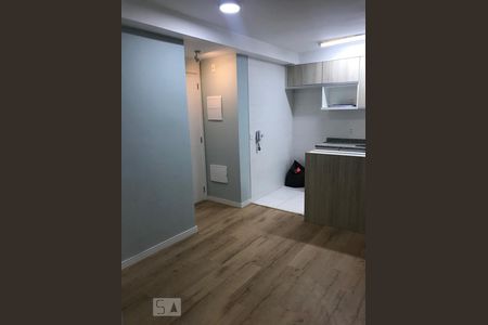 Cozinha de apartamento para alugar com 2 quartos, 45m² em Usina Piratininga, São Paulo