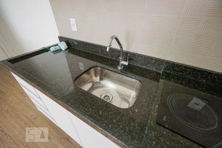 Detalhe cozinha de kitnet/studio para alugar com 1 quarto, 34m² em Vila Esperança, São Paulo
