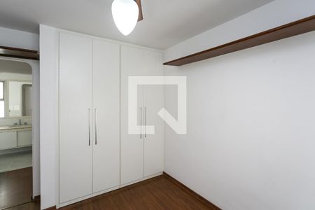 Quarto 1 de apartamento para alugar com 2 quartos, 106m² em Vila Suzana, São Paulo