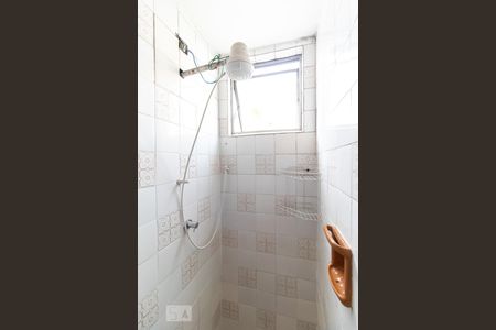 Banheiro social de apartamento para alugar com 1 quarto, 42m² em Pinheiros, São Paulo