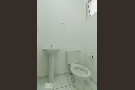 Banheiro de apartamento à venda com 2 quartos, 48m² em Parque João Ramalho, Santo André
