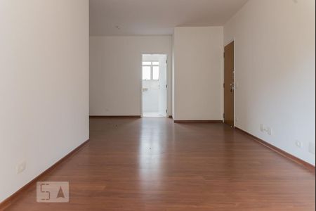 Apartamento para alugar com 120m², 3 quartos e 1 vagaSala