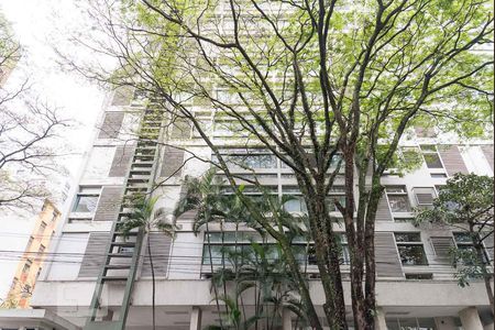 Apartamento para alugar com 170m², 3 quartos e 1 vagaFachada