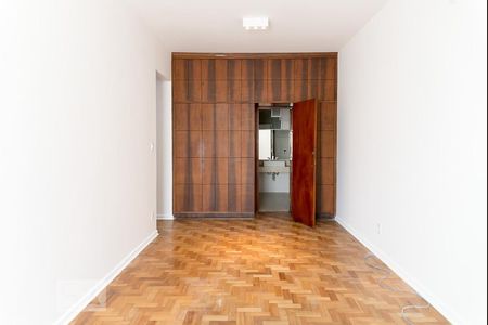 Suíte de apartamento para alugar com 3 quartos, 170m² em Higienópolis, São Paulo