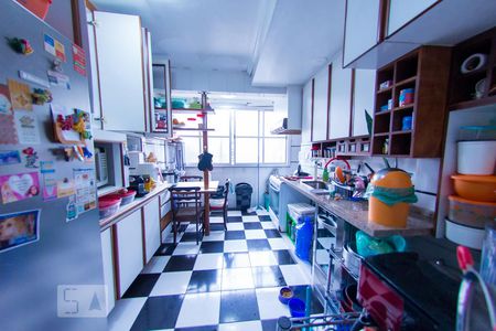 Apartamento à venda com 98m², 2 quartos e 1 vagaCozinha