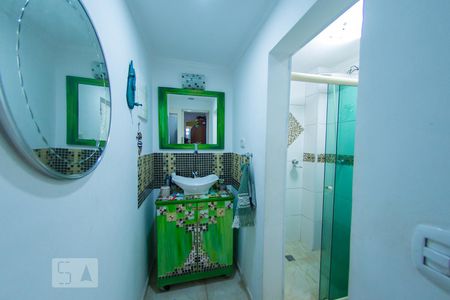 Banheiro  de apartamento à venda com 2 quartos, 98m² em Cerqueira César, São Paulo