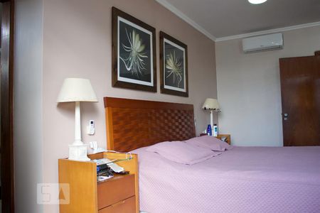 Apartamento à venda com 380m², 5 quartos e 5 vagasSuíte 2