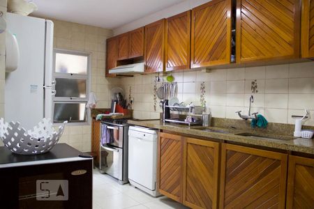 Apartamento à venda com 380m², 5 quartos e 5 vagasCozinha