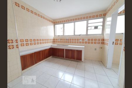 Cozinha de apartamento para alugar com 3 quartos, 120m² em Perdizes, São Paulo