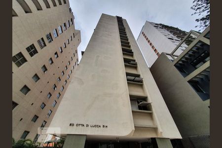 Apartamento para alugar com 120m², 3 quartos e 1 vagaFachada