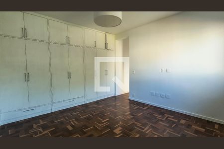 Suíte de casa de condomínio para alugar com 4 quartos, 350m² em Barra da Tijuca, Rio de Janeiro