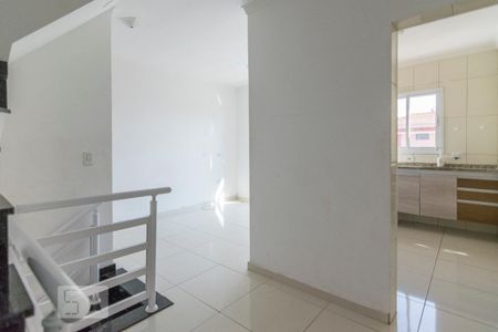 Sala de casa para alugar com 2 quartos, 58m² em Vila Pires, Santo André
