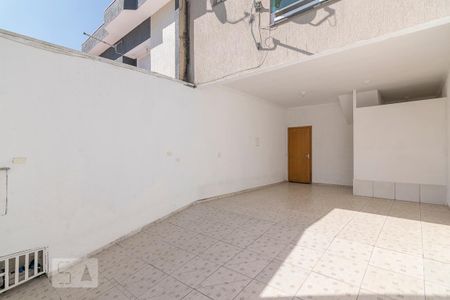 Casa para alugar com 58m², 2 quartos e 2 vagas Casa para alugar com 58m², 2 quartos e 2 vagasGaragem