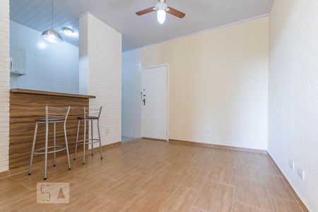 Sala de kitnet/studio para alugar com 1 quarto, 42m² em Centro, Campinas