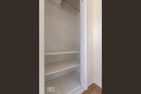 Quarto de kitnet/studio para alugar com 1 quarto, 42m² em Centro, Campinas