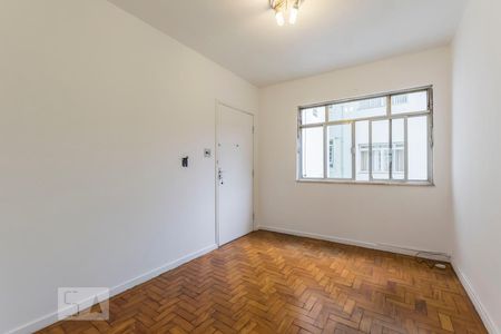 Sala de apartamento para alugar com 1 quarto, 48m² em Liberdade, São Paulo