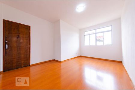 Apartamento para alugar com 130m², 3 quartos e 1 vagaSala