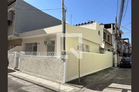 Casa para alugar com 124m², 3 quartos e 1 vagaFachada