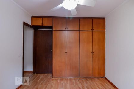 Casa à venda com 210m², 3 quartos e 4 vagasQuarto 2 