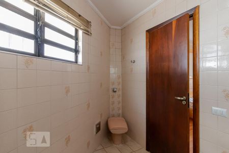 Casa à venda com 210m², 3 quartos e 4 vagasBanheiro da Suíte