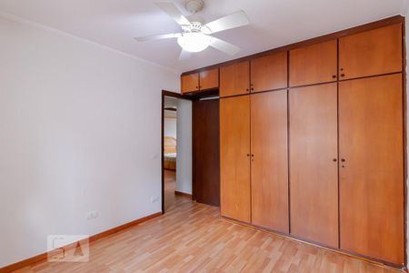 Casa à venda com 210m², 3 quartos e 4 vagasQuarto 2 