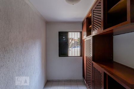 Casa à venda com 210m², 3 quartos e 4 vagasQuarto de Serviço