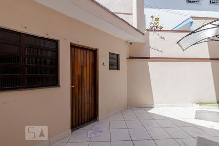 Casa à venda com 210m², 3 quartos e 4 vagasQuintal 