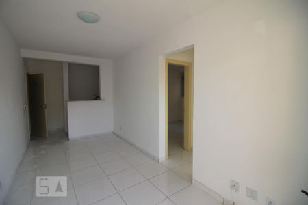 Sala de apartamento à venda com 3 quartos, 63m² em Protásio Alves, Porto Alegre
